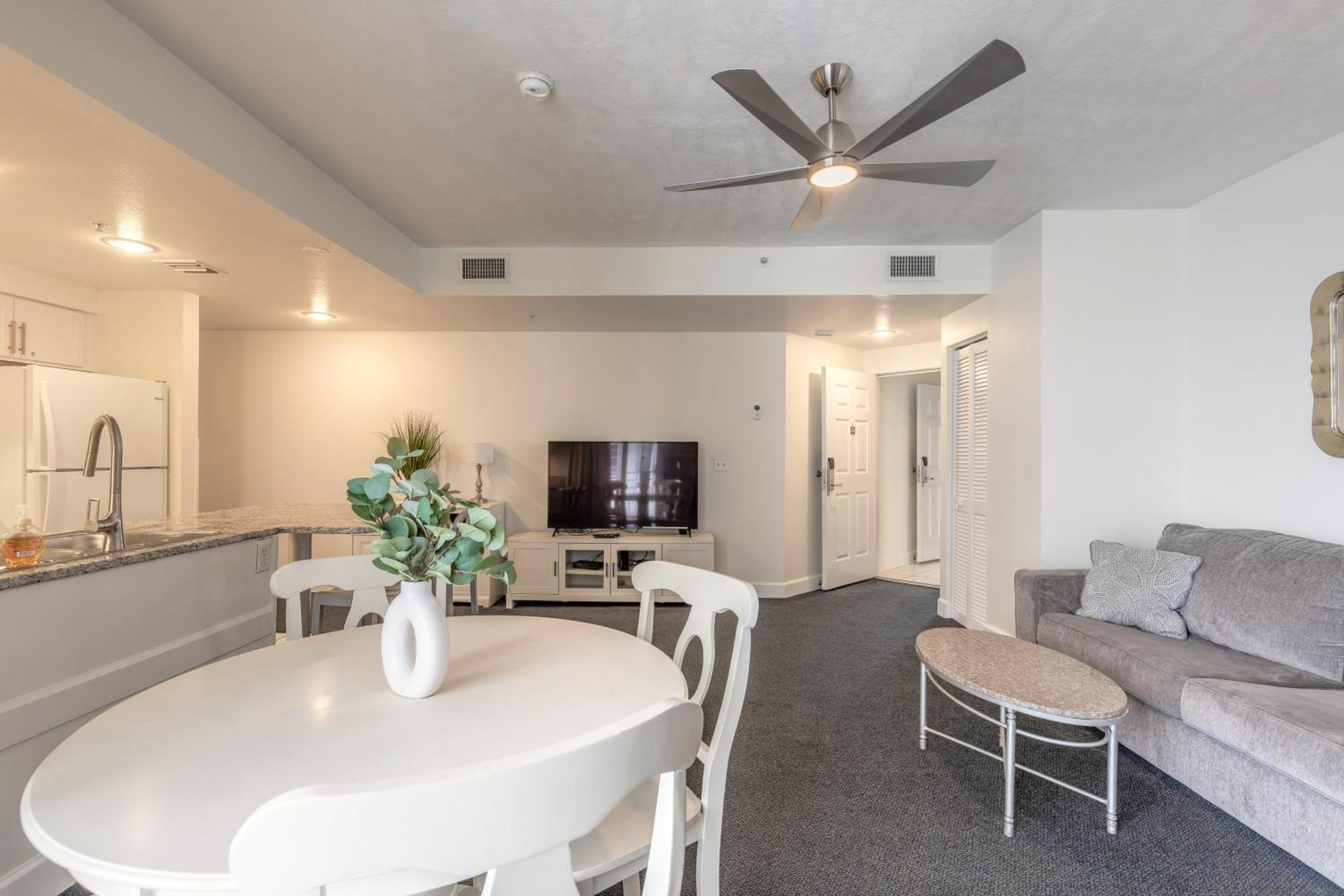 Beachfront Bliss At Ocean Walk Resort - Unit 1701 Daytona Beach Extérieur photo
